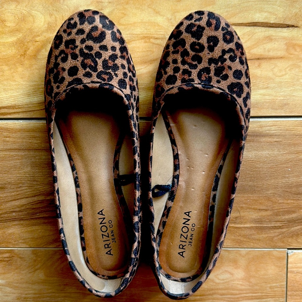 Animal print flats